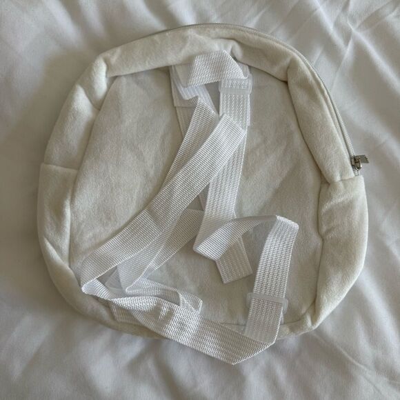 Hello Kitty Backpack - Picture 2 of 5